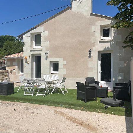 L'Abeille Sas Le Jardin De Messie Aparthotel Beaumont  Kültér fotó