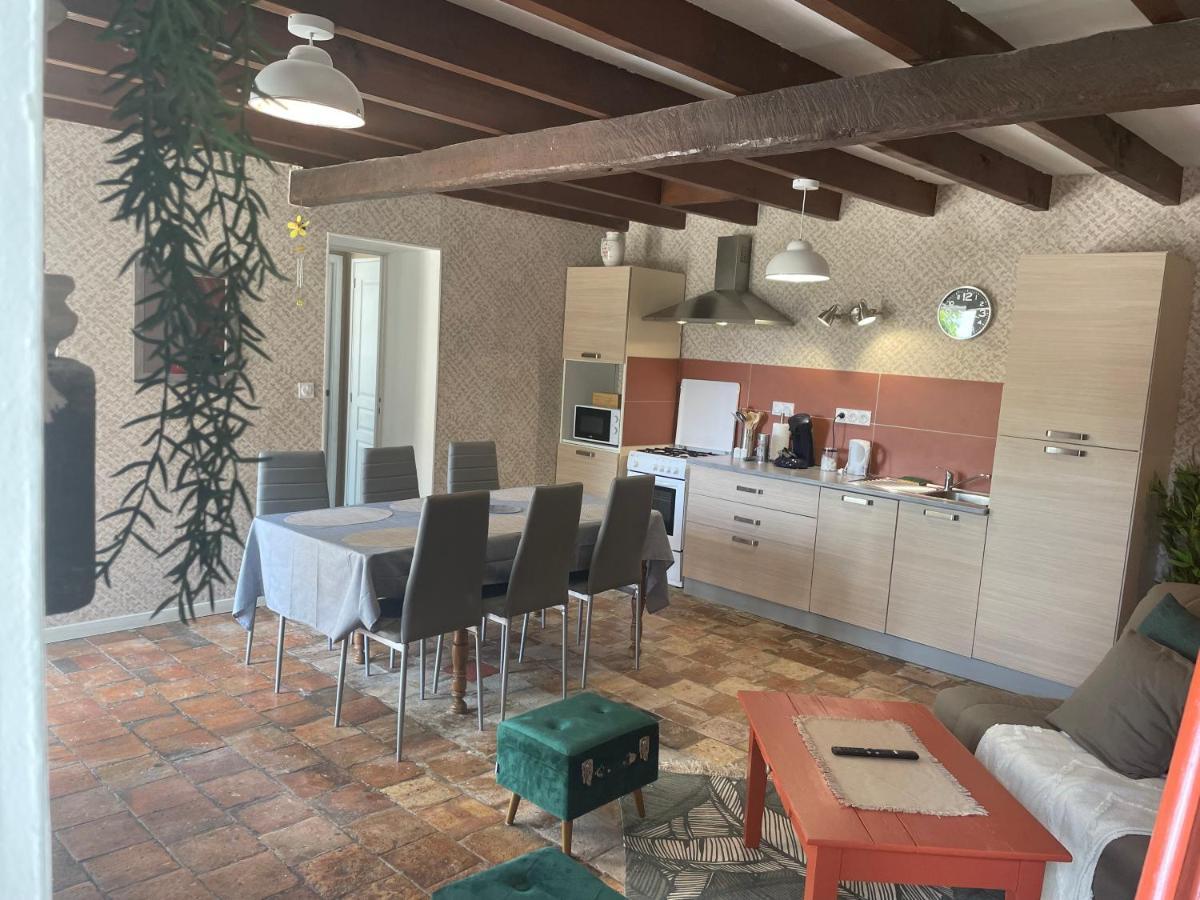 L'Abeille Sas Le Jardin De Messie Aparthotel Beaumont  Kültér fotó